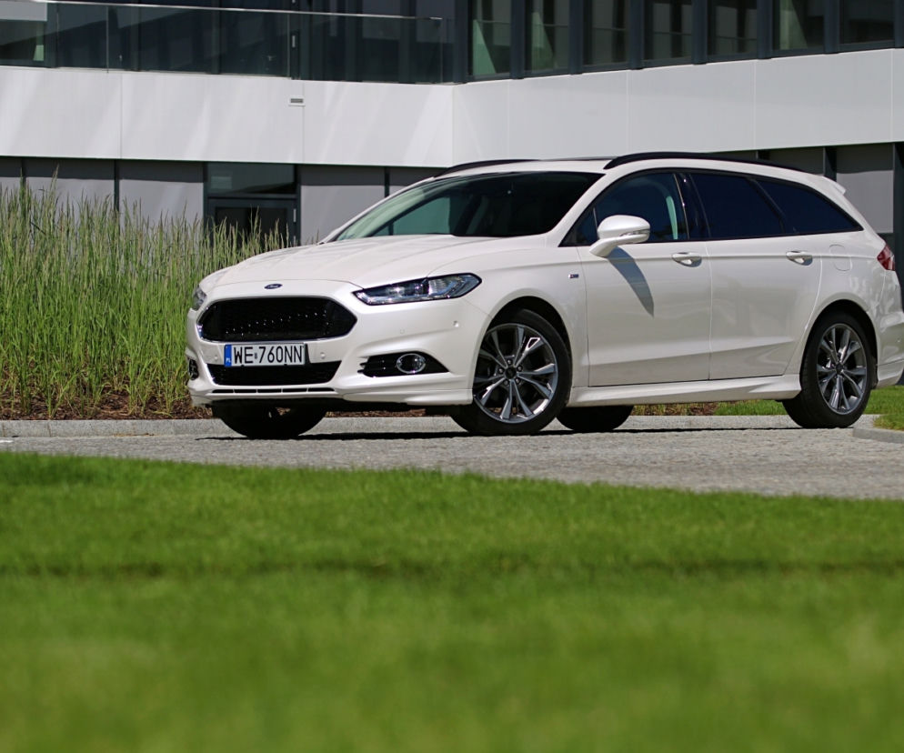 Ford Mondeo Kombi ST-Line 2.0 EcoBoost 240 KM A6