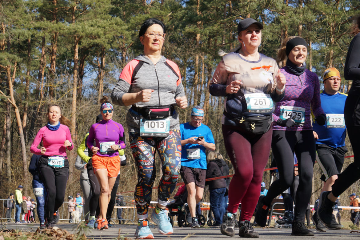 Bieg City TRAIL 2022 w bydgoskim Myślęcinku [GALERIA 20.03.2022]