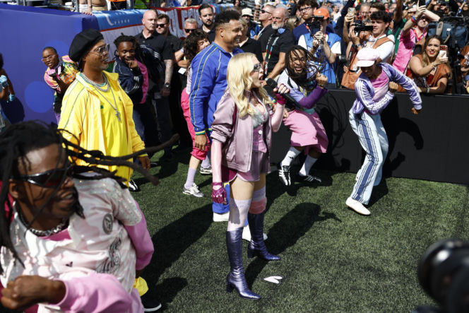Madonna, Shakira i Bieber błyszczeli na Half Time Show MŚ 2026!