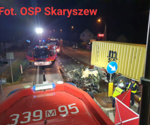 Makabryczny wypadek w Makowcu. Kierowca BMW zginął na miejscu