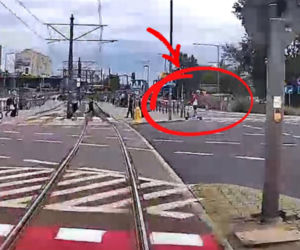 Dzieci szaleją na elektrycznych jednośladach. Igrają ze śmiercią