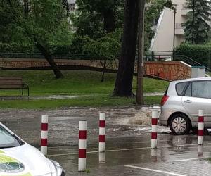 Ulewy w Małopolsce 23.05.2019: Ulice zamieniły się w rwące rzeki, sytuacja jest dramatyczna