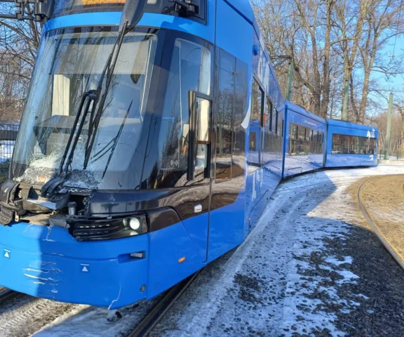 Zderzenie tramwajów! Są ranni i ogromne utrudnienia w ruchu