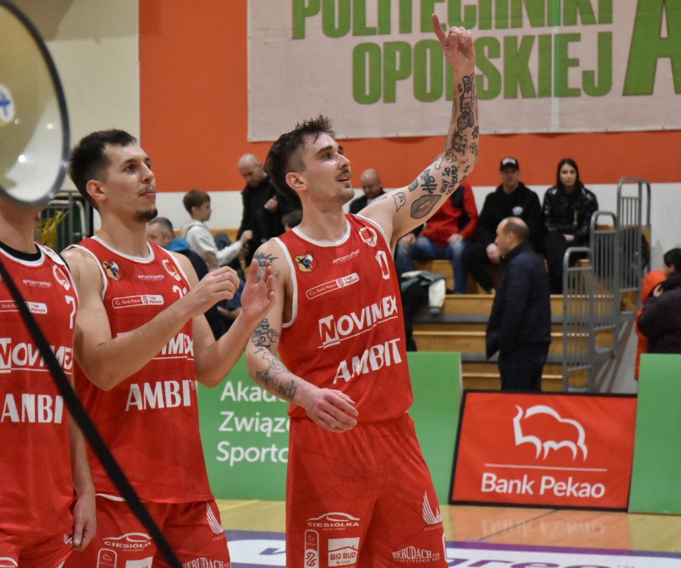  Lider przerwał serię koszykarzy