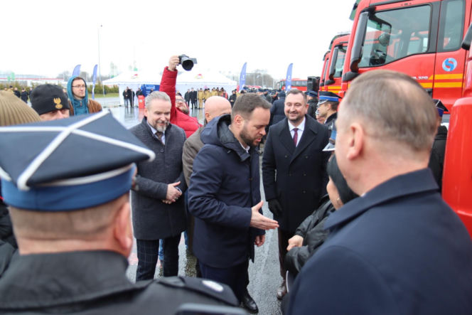 Sprzęt za ponad 50 mln zł dla strażaków z woj. lubelskiego