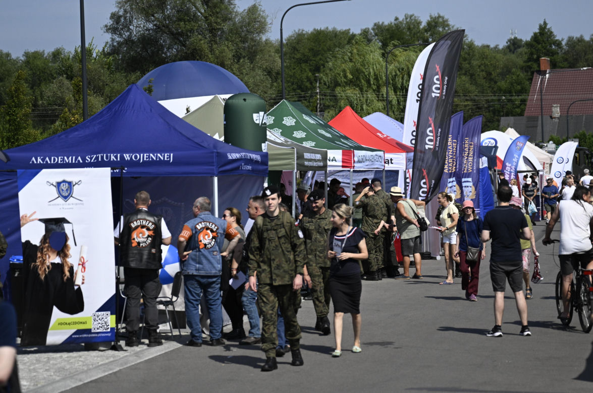 Muzeum Bitwy Warszawskiej. Pierwsze zdjęcia ze środka