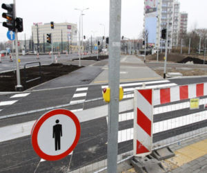 Trwają prace na placu Niepodległości w Toruniu. Wiemy, kiedy się zakończą