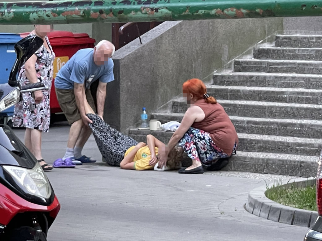 6-latek potrącony na Bemowie. Po wypadku z przerażenia zemdlała babcia Mateuszka 