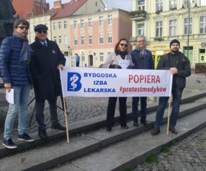 Pikieta medyków w Bydgoszczy