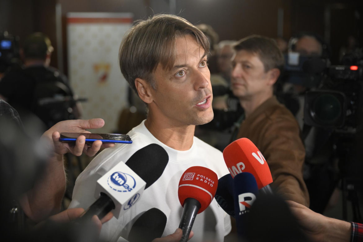 Maja Chwalińska na konferencji prasowej w Warszawie