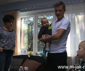 M jak miłość. Kinga (Katarzyna Cichopek), Piotrek (Marcin Mroczek), Lenka (Marysia Głowacka)