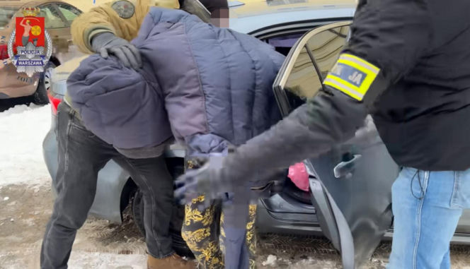 Podwójne zabójstwo na Targówku. Radek J. maczetą bronił się przed kontrterrorystami