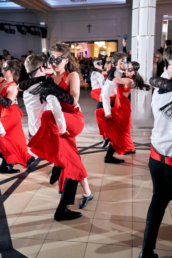 Studniówka siedleckiej Królówki 2026 - walc i polonez