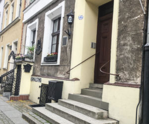 Wiedziała, że ma koronawirusa. Mimo to chodziła po sklepach i robiła zakupy
