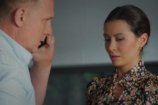 M jak miłość, odcinek 1920: Wstrząsający telefon powstrzyma Artura przed zdradą Marysi z Joanną! To ona im przeszkodzi - ZDJĘCIA