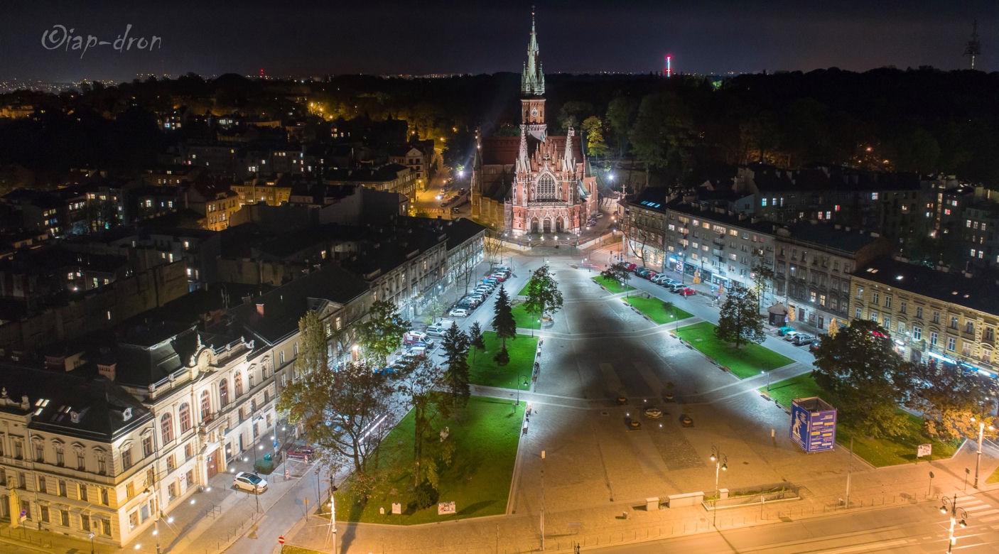 Kraków niczym Las Vegas. Takich zdjęć nocnego miasta jeszcze nie widziałeś!