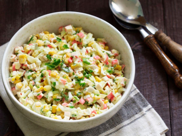 Tę sałatkę robię w 6 minut. To hit każdych świąt i imprezy sylwestrowej 