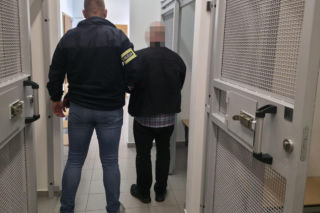 Skandal w zakładzie opiekuńczym! Dyrektor kazał płacić za miejsce dla schorowanej matki? Trafił za kraty