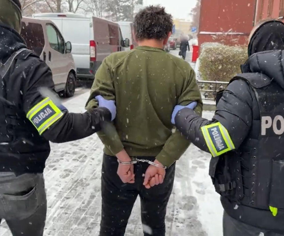 Już trzy osoby usłyszały zarzuty po brutalnym ataku na człowieka na osiedlu Bajka w Bydgoszczy 