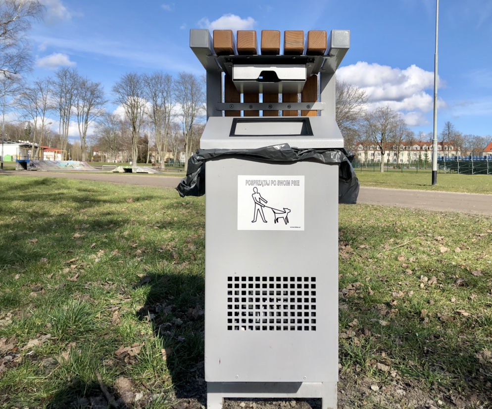 Posprzątaj po swoim psie 