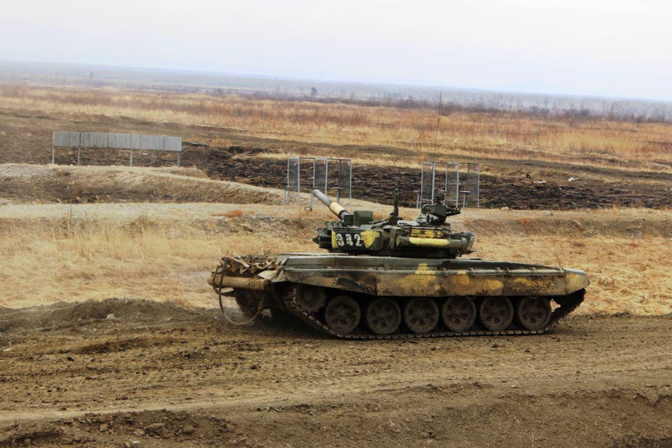 Rosja reanimuje zimnowojenny "złom". Modernizacja czołgów T-72A jako desperacka próba łatania strat