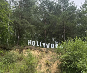 Polskie Hollywood istnieje naprawdę! Ten napis przyciąga turystów z całego kraju