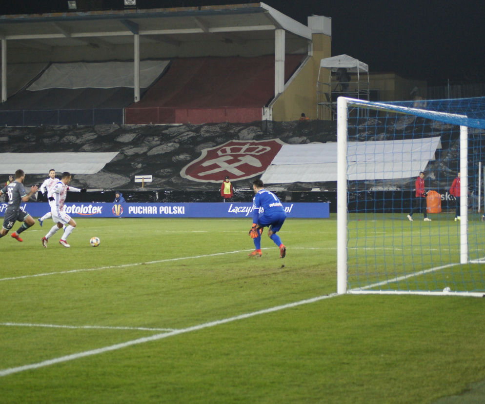 Górnik Zabrze - Lechia Gdańsk: Ponad 8 tysięcy fanów wspierało Trójkolorowych