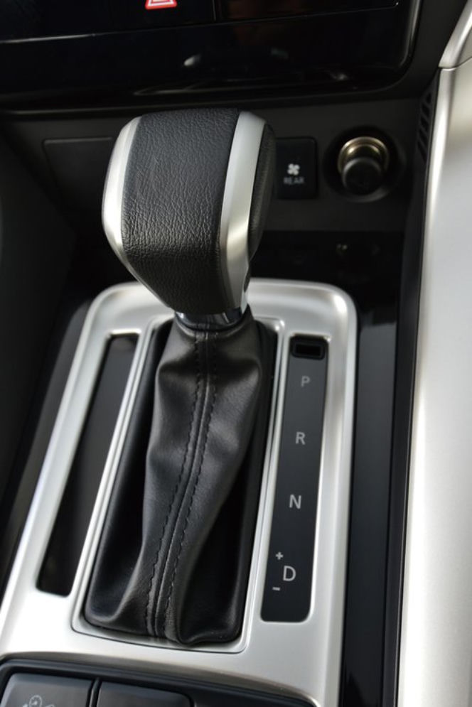 2016 Mitsubishi Pajero Sport