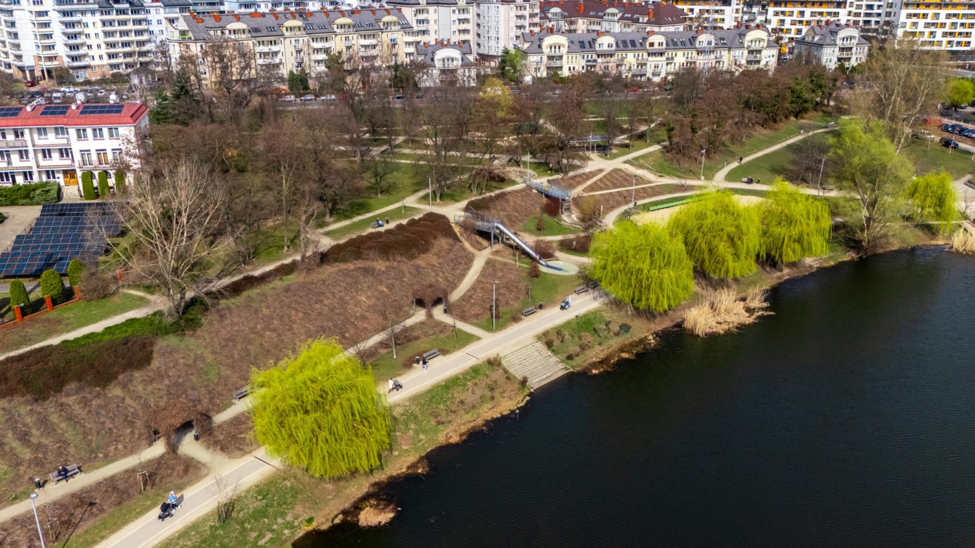 Park Nad Balatonem w Warszawie
