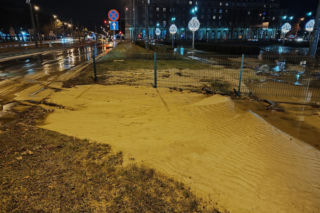 Torowisko w Krakowie zamknięte do odwołania. Tramwaje nie pojadą przez Plac Centralny 