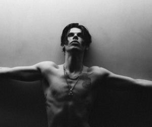 Yungblud zaprezentował akustyczną wersję nominowanego do Grammy przeboju „Zombie”