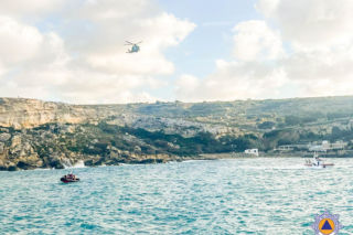 13-letnia Oliwia porwana przez falę. Rodzinny spacer zakończył się tragedią