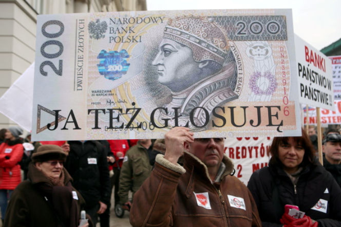 RZĄD NIE POMOŻE FRANKOWICZOM