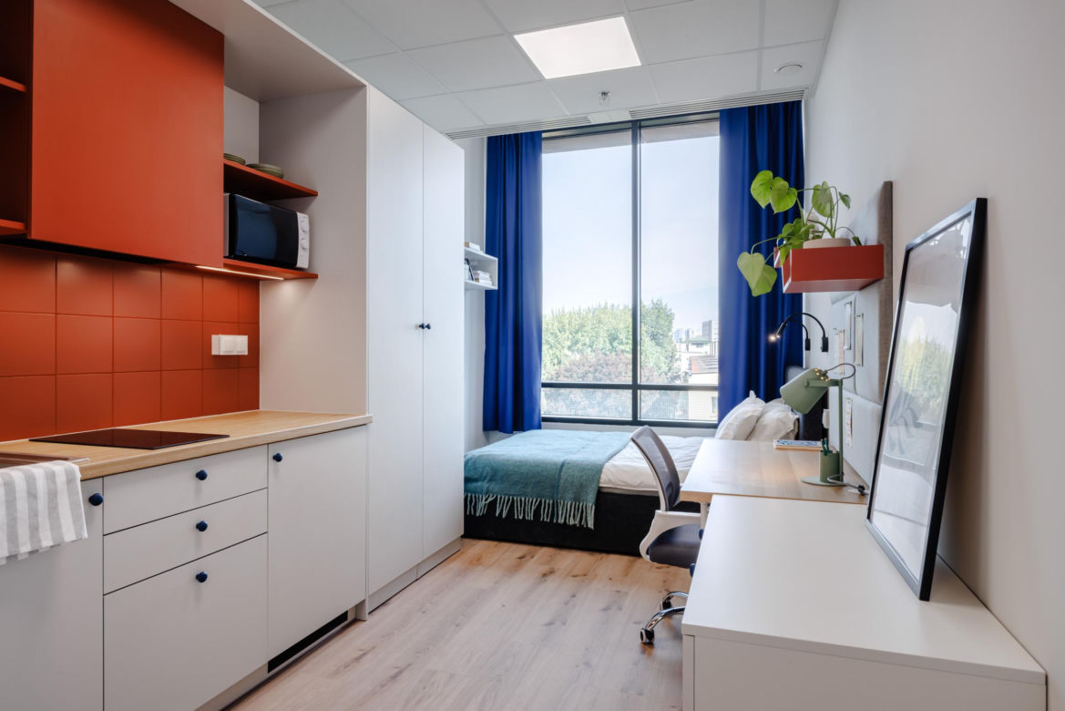 Warszawski biurowiec Lipowy Office Park przekształcony w SHED Sky Living