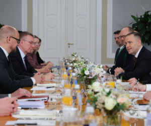 Prezydent Karol Nawrocki z wizytą na Łotwie. Główne tematy to bezpieczeństwo i sytuacja na Bałtyku