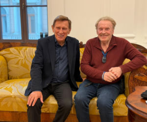 Gwiazdy polskiego kina na kieleckiej scenie. Jan Englert, Daniel Olbrychski i Anna Seniuk w Teatrze im. Żeromskiego