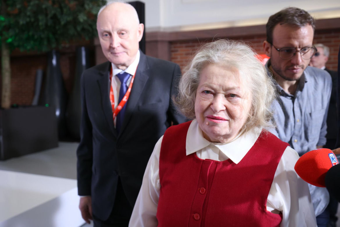  Janina Goss zarobiła w spółkach krocie. Przyjaciółka Kaczyńskiego wyleciała z PiS za niepłacenie składek!