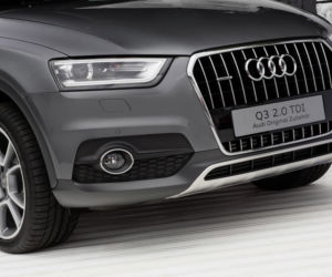 Audi Q3 z kempingowym namiotem