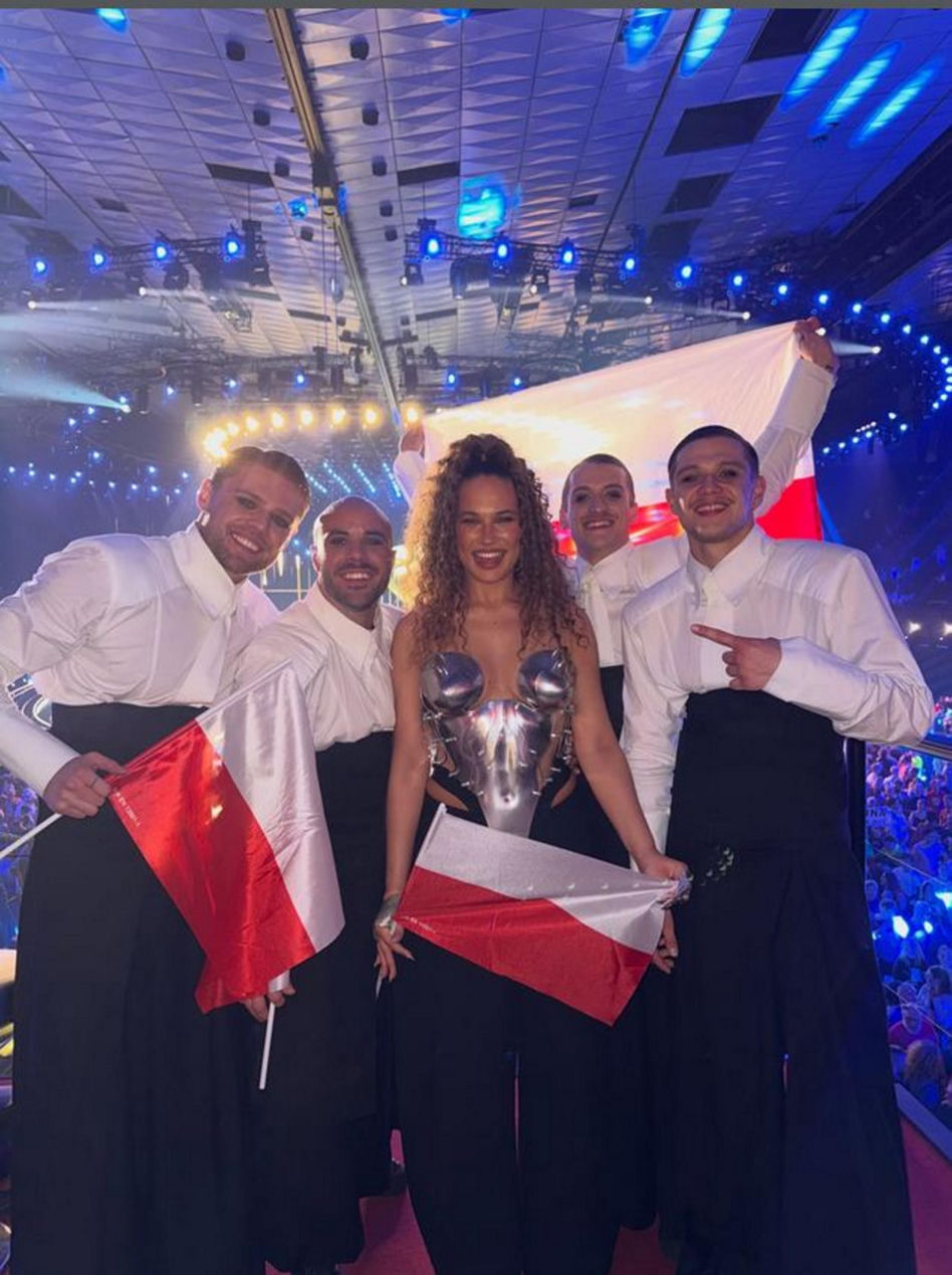 Alicja Szemplińska na lotnisku