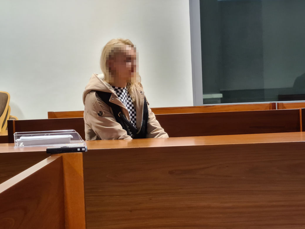 Policjant robił w hipermarkecie zdjęcia miejsc intymnych kobiecie. Zapadł wyrok