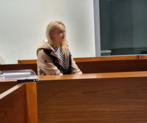 Policjant robił w hipermarkecie zdjęcia miejsc intymnych kobiecie. Zapadł wyrok