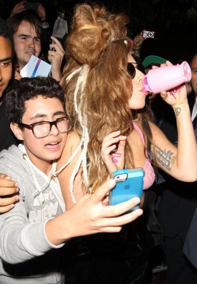 lady gaga sutki (2)