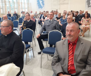 Dąbrówka Stany, gmina Skórzec: nowym wozem strażackim, po nowej drodze, do nowej szkoły