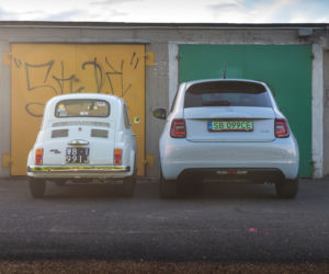 Elektryczny Fiat 500e i klasyczny Fiat 500