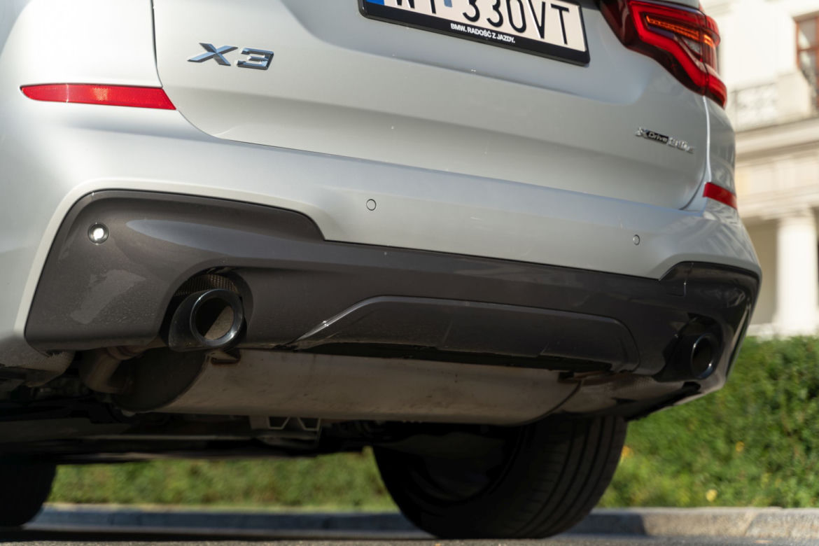(2020) BMW X3 xDrive30e
