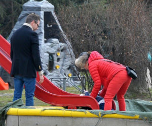 Anna Mucha i Marcel Sora na spacerze z dziećmi