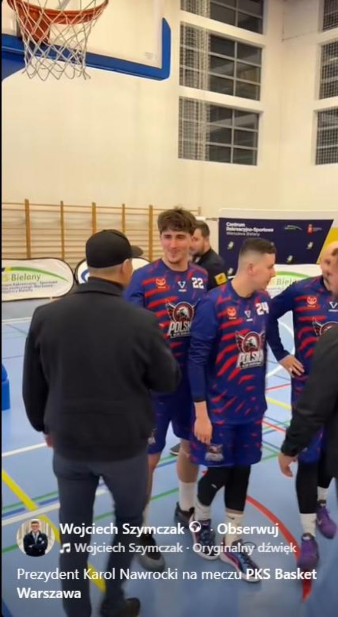 Niespodziewana wizyta Karola Nawrockiego na meczu! Szok, kto mu towarzyszył. Wideo niesie się po sieci!