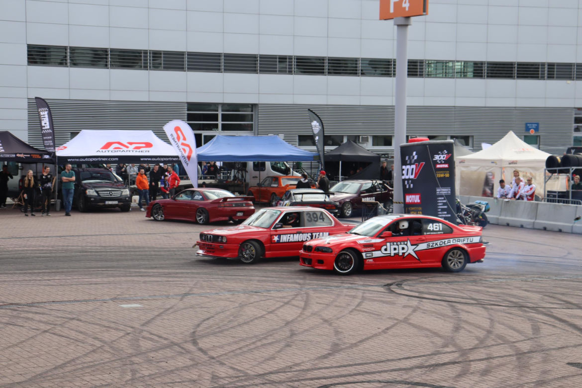 Poznań Motor Show 2024: Tak wyglądają pokazy driftu