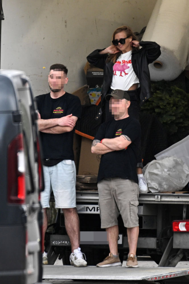 Kaczorowska wyniosła Peli pół domu