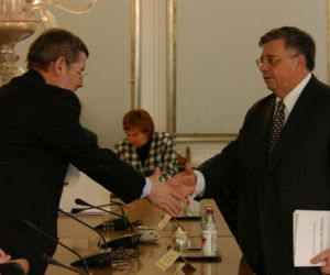 5 kwietnia był końcem legendarnej komisji śledczej. Tak badano aferę Rywina